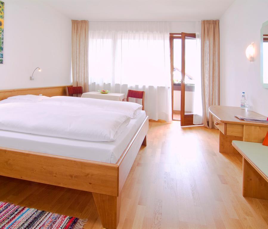 Bio Hotel Kaufmann Ora / Auer Room photo